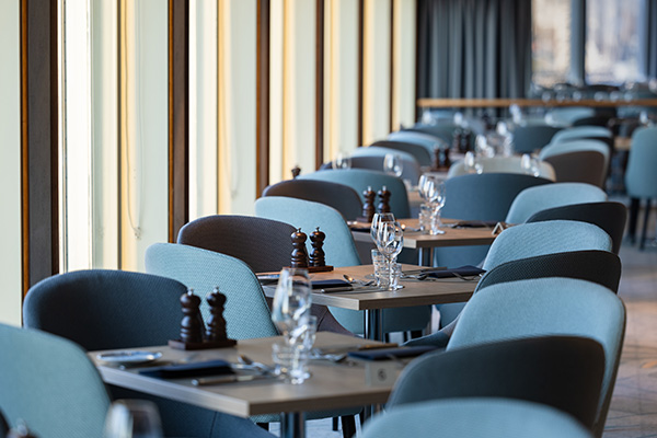 Flora Restaurant MS Trollfjord