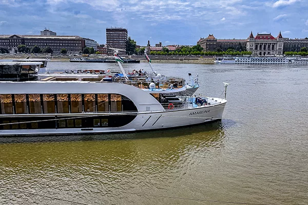AmaReina on the Danube